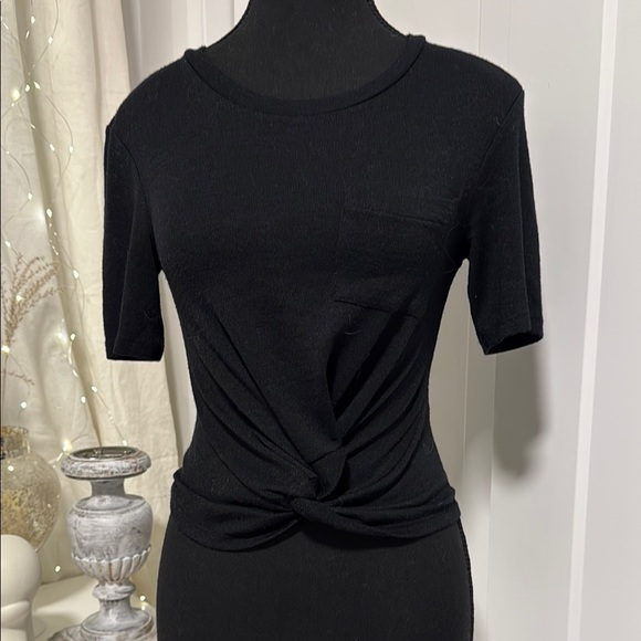 Wilfred Tops - Wilfred Black Fitted Tie Front T-Shirt